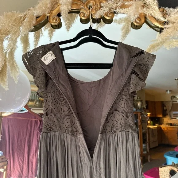 Joyfolie / Mia Joy “Macy” Dress in Olive - Girls Lace Maxi Dress - Picture 8 of 9